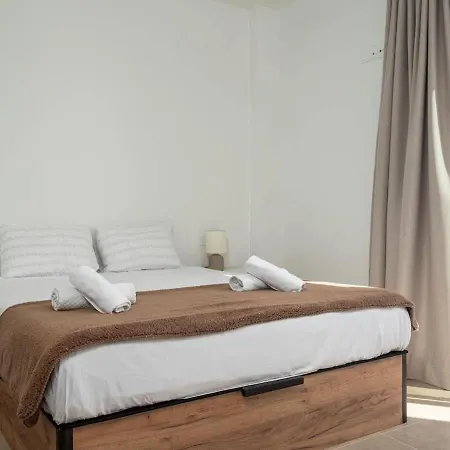 Luxury 2 Bedrooms Bayview Hills Nerja * تورّوكس كوستا