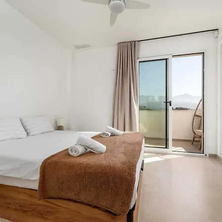 Luxury 2 Bedrooms Bayview Hills Nerja شقة *